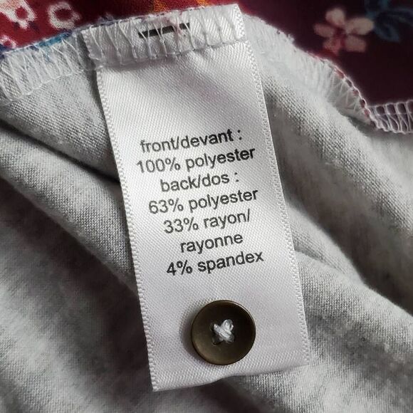 Maurices Women’s Top Size M Burgundy Mixed Print Cap Sleeve Stud Shoulder Blouse - Picture 5 of 6